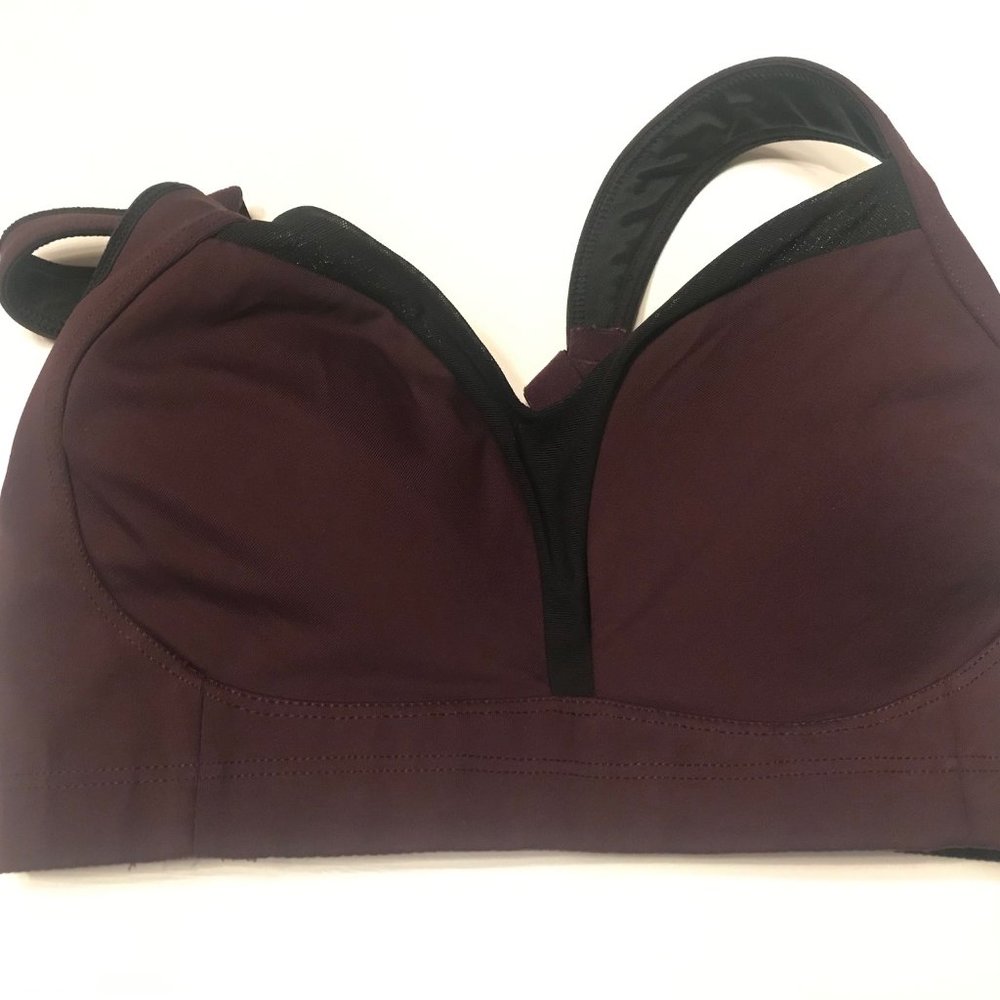 Lululemon athletica Ta Ta Tamer bra 30 A/B